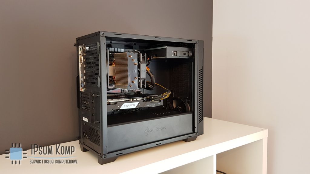 Montaż komputera do gier - obudowa SHARKOON S1000 MIDI TOWER